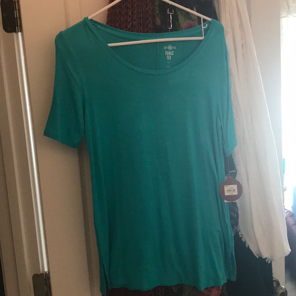 Real, quarter sleeve tunic